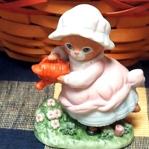 Kitty Cucumber "Ginger" April Showers